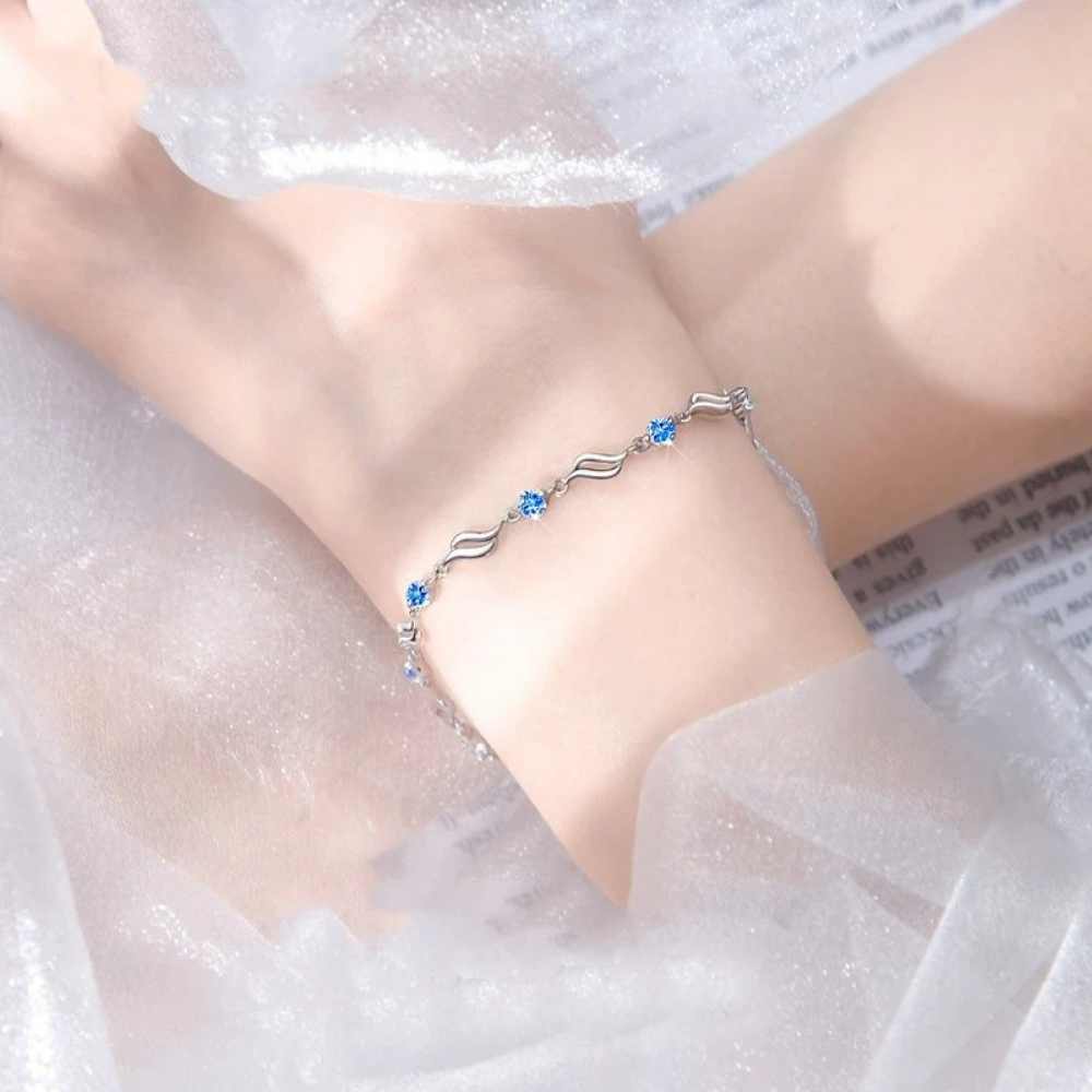 Silver Tide Elegance